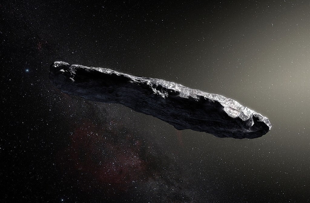 Representação artística do viajante interestelar 1I/’Oumuamua. Por ESO/M. Kornmesser