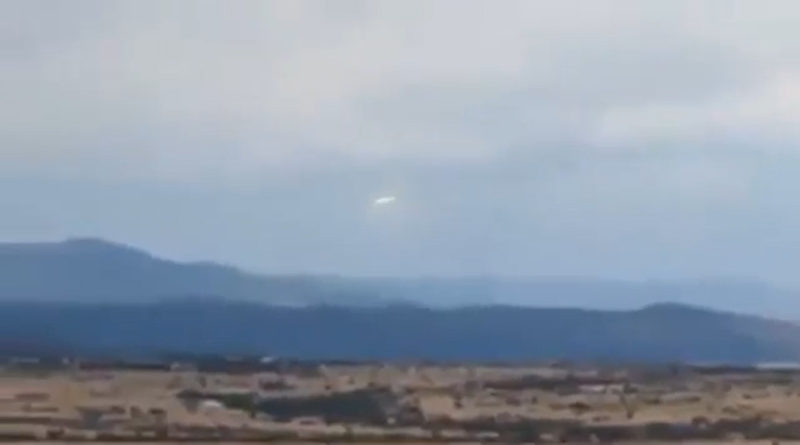 Imagem de suposto UFO em janeiro de 2020, nas imediações do Morro da Baleia, na Chapada dos Veadeiros, Goiás (foto reprodução)