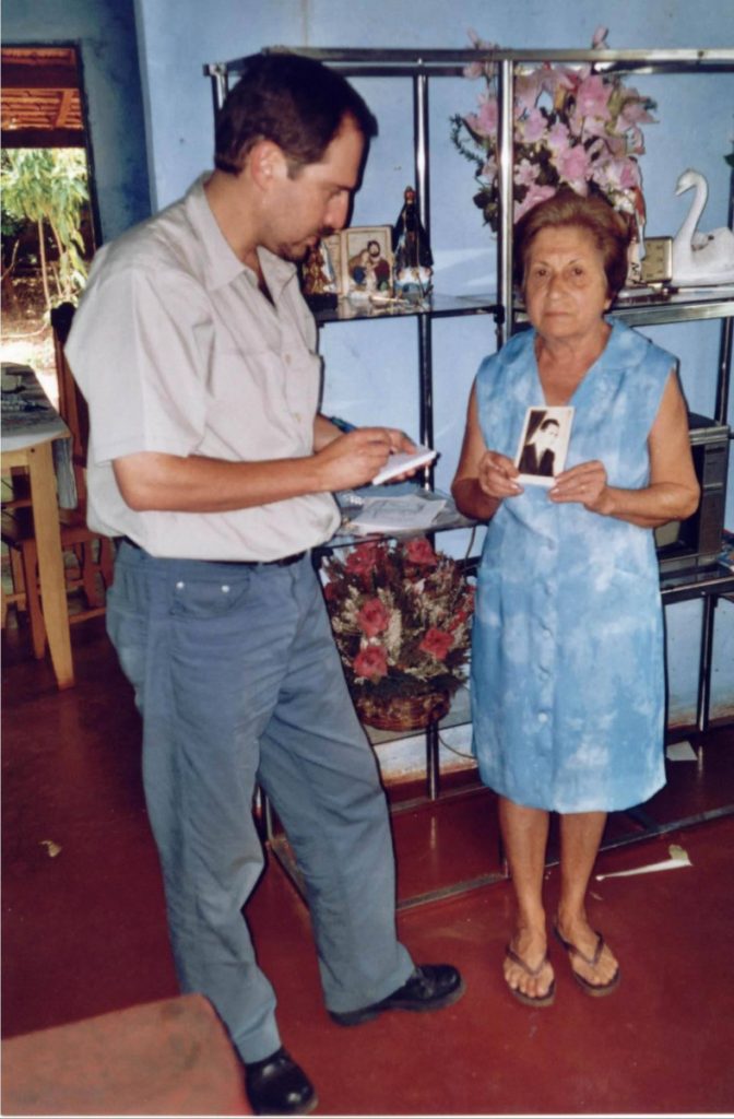 Dona Ordércia Villas-Boas, irmã do abduzido, entrevistada pelo autor (Foto: Arquivo Pessoal/Pablo Villarrubia Mauso)